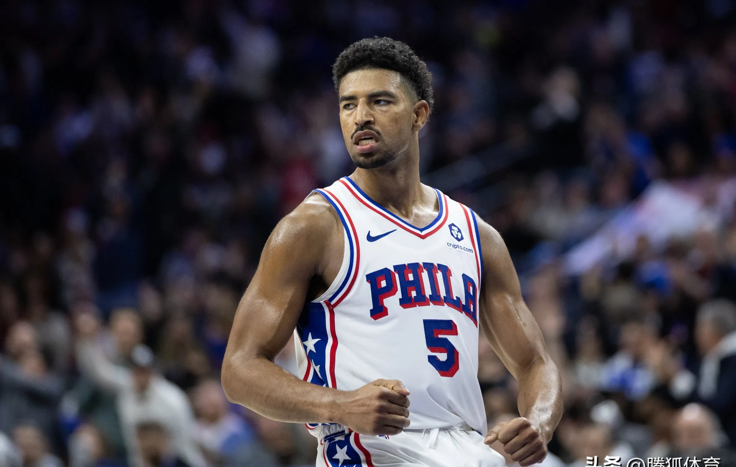 JIUYOU GAMES-东契奇新星重返赛场表现突出，独行侠前途光明！观众掌声雷动-JIUYOU GAMES